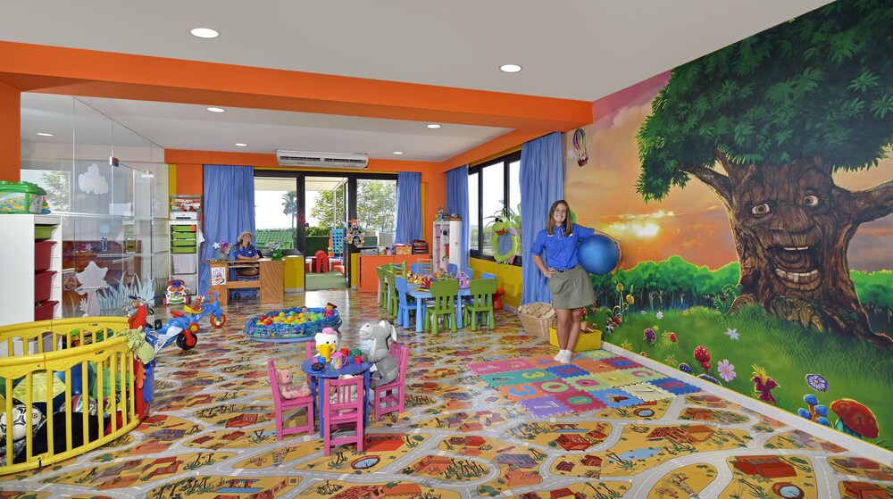 Childrens Play Area - Indoor