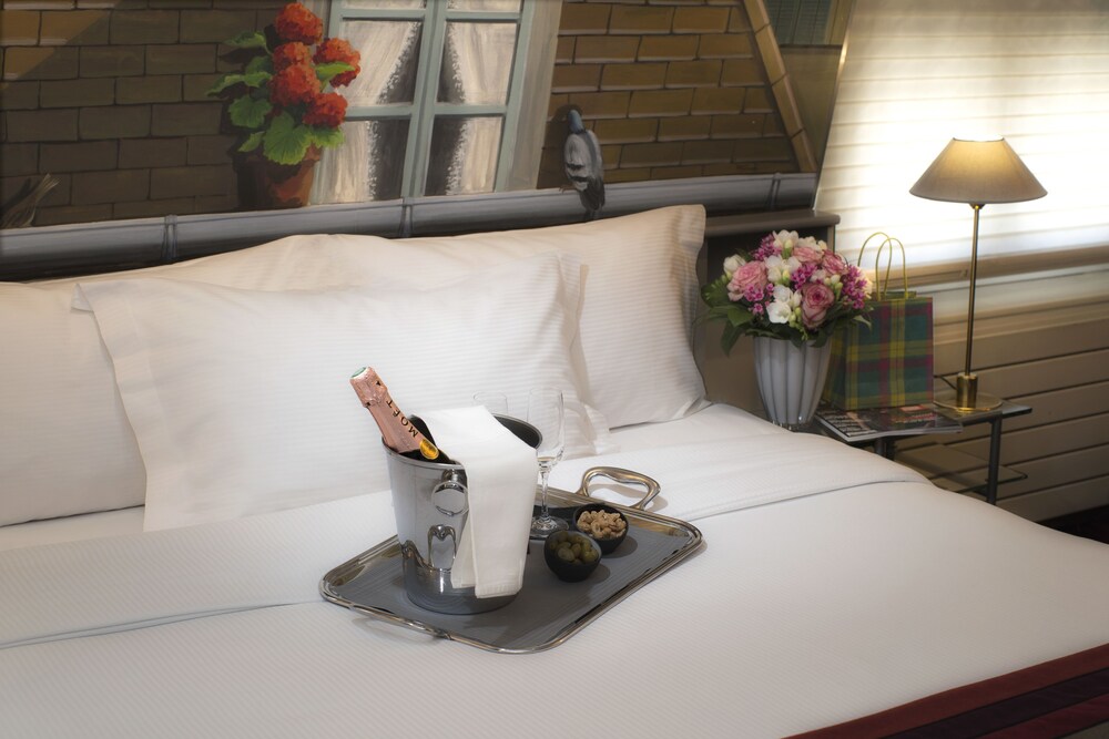 Guestroom