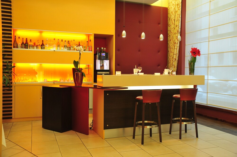Hotel Lounge