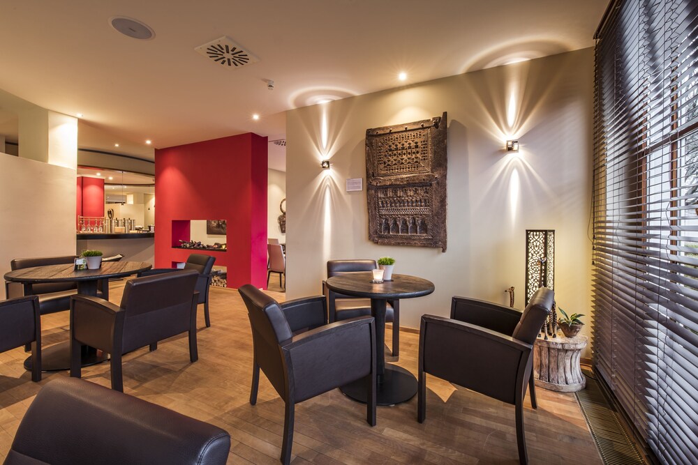 Lobby-Lounge