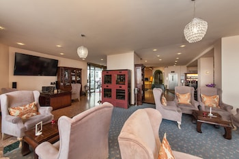 Hotel Bar