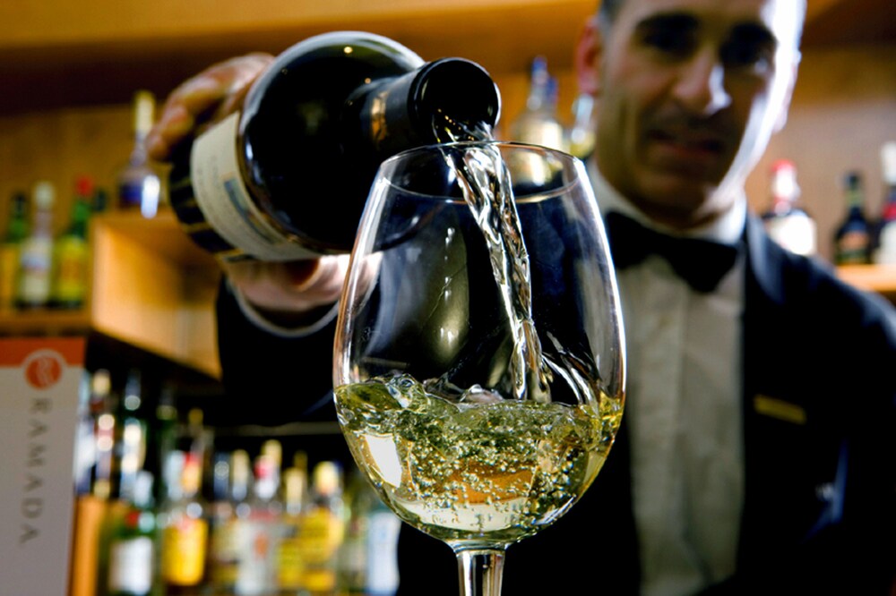 Hotel Bar