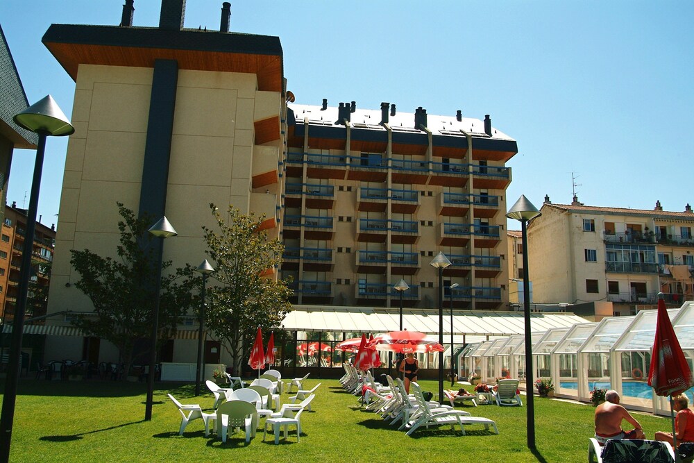 Sundeck