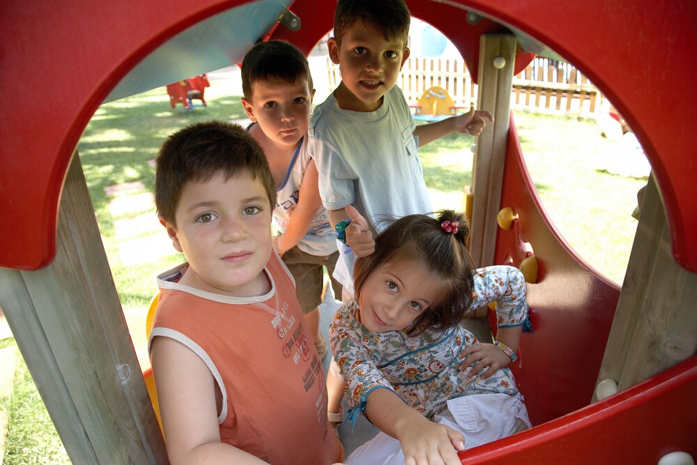 Childrens Play Area - Outdoor