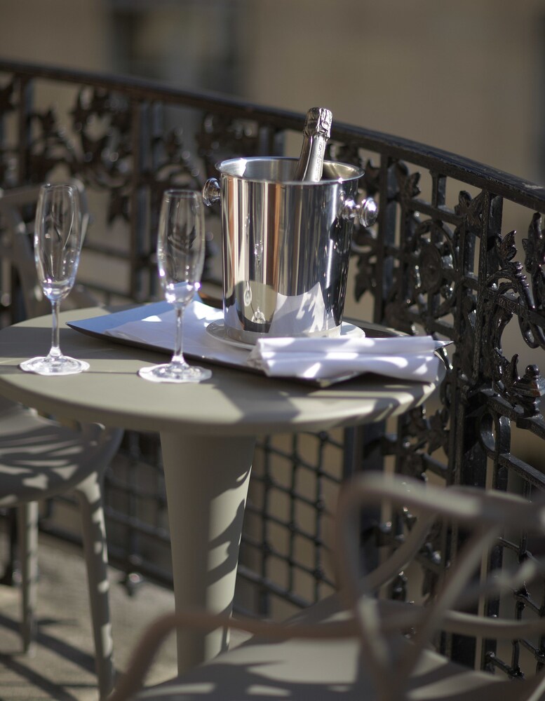 Suite (Royal) - Balcony