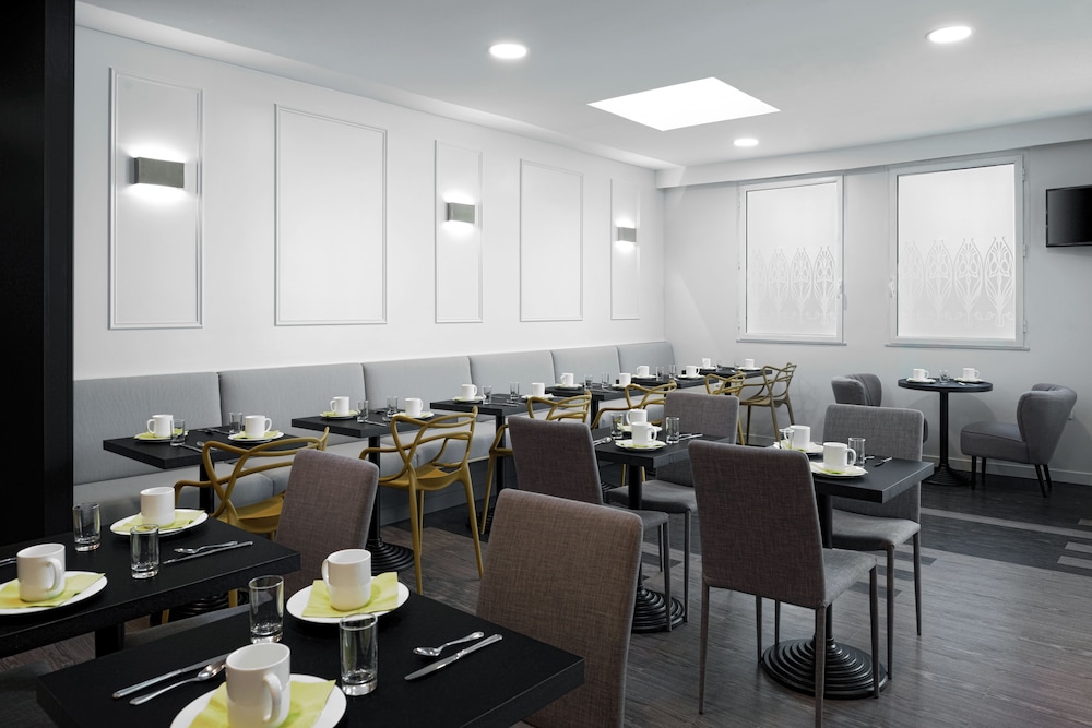 Salle de petit-déjeuner
