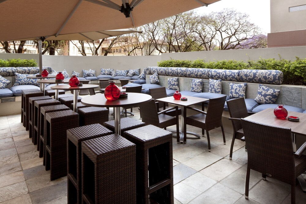 Hotel Bar