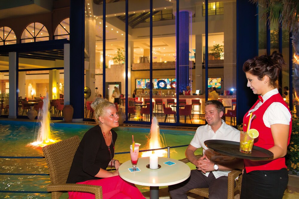 Hotel Bar