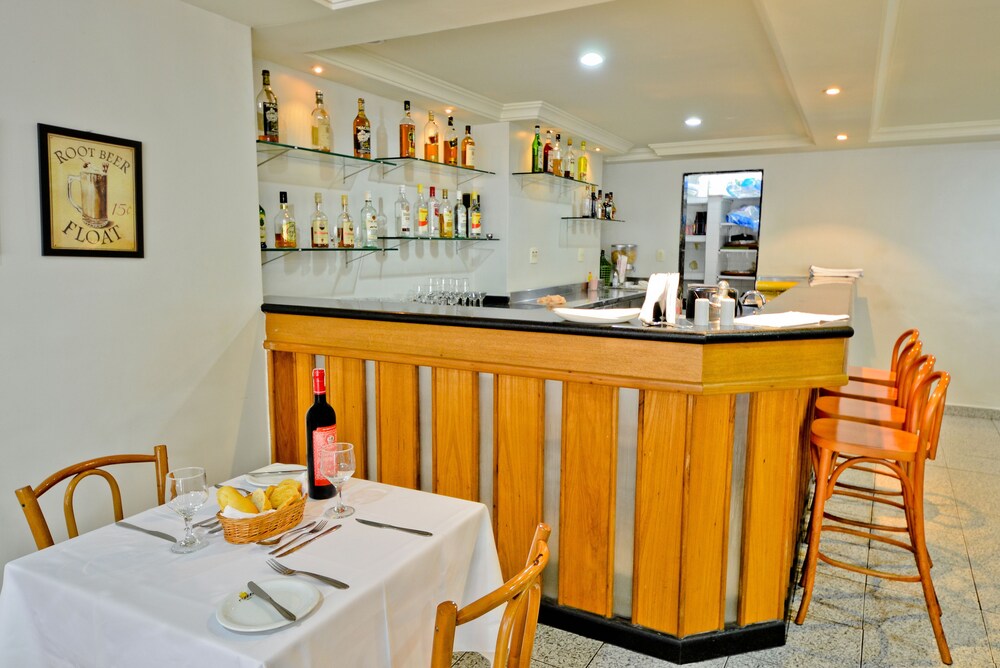 Hotel Lounge