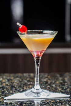 Hotel Bar