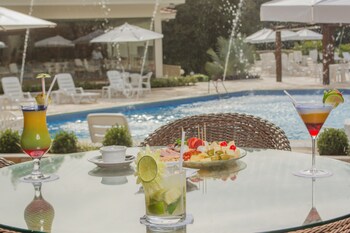 Poolside Bar