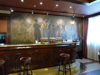 Hotel Bar