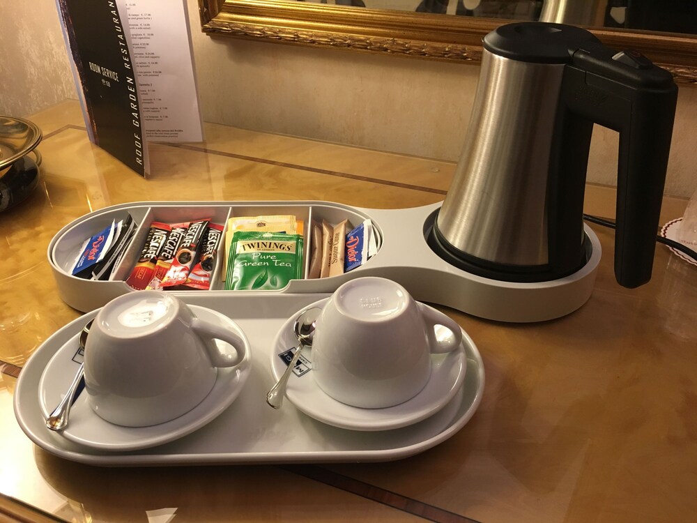 Room Service - Dining