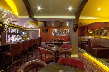 Hotel Lounge