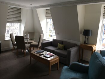 Guestroom View
