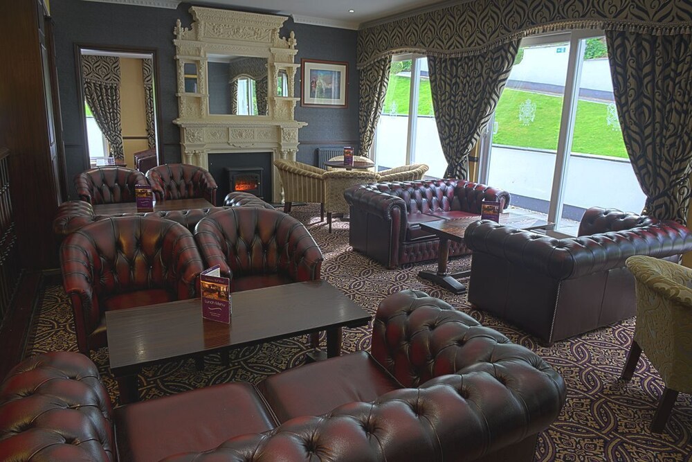 Hotel Bar