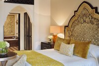 2 Rooms – Arabian Court Deluxe