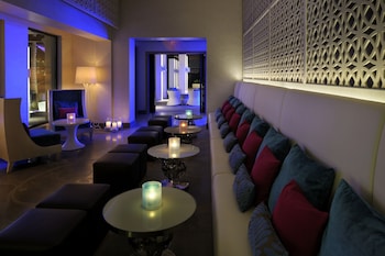 Hotel Lounge