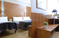 Comfort Double Room (With extra bed)