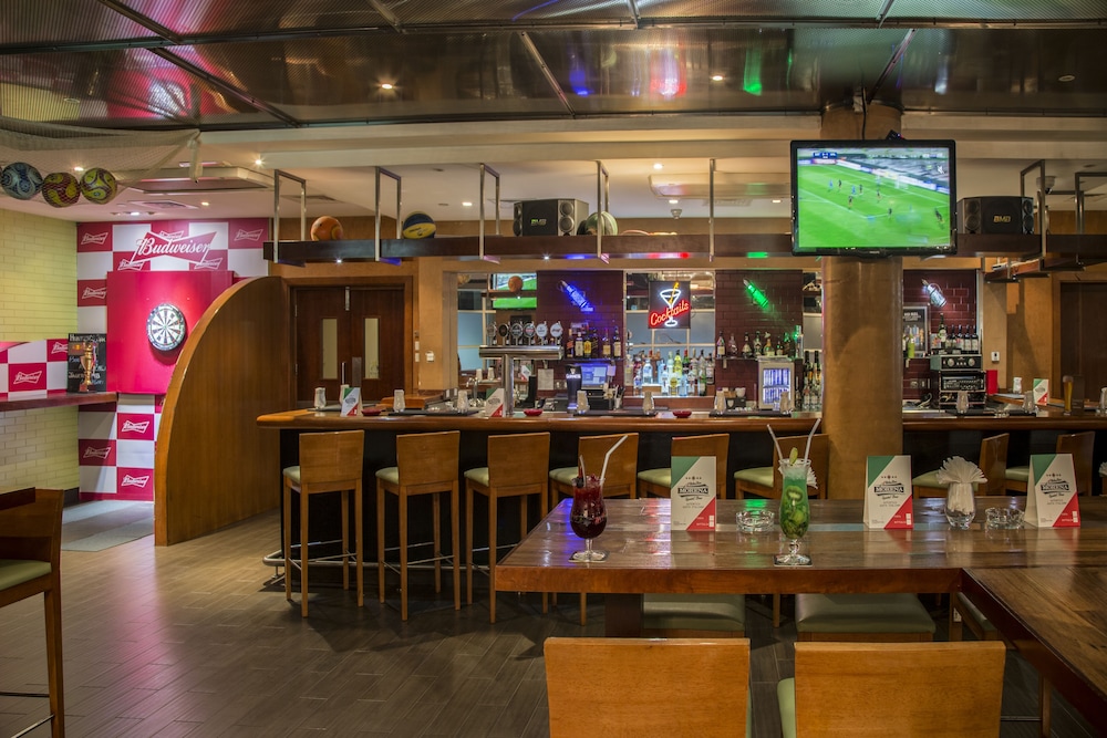 Hotel Bar