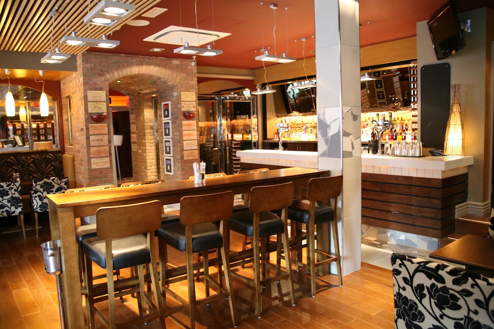 Hotel Bar