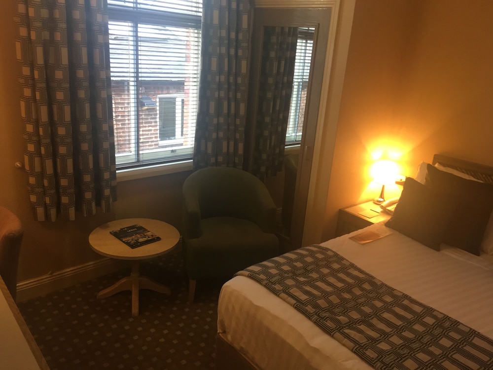 Guestroom