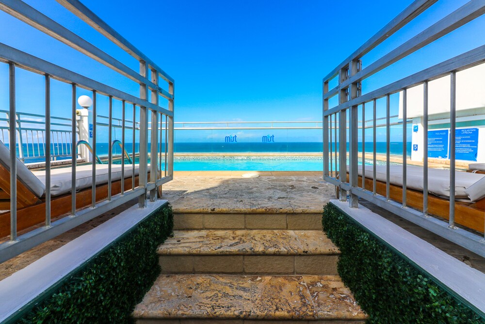 Rooftop Pool