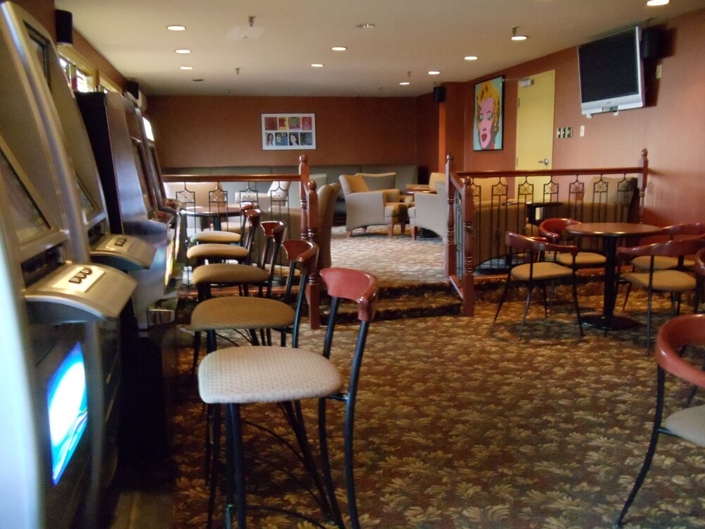 Hotel Lounge