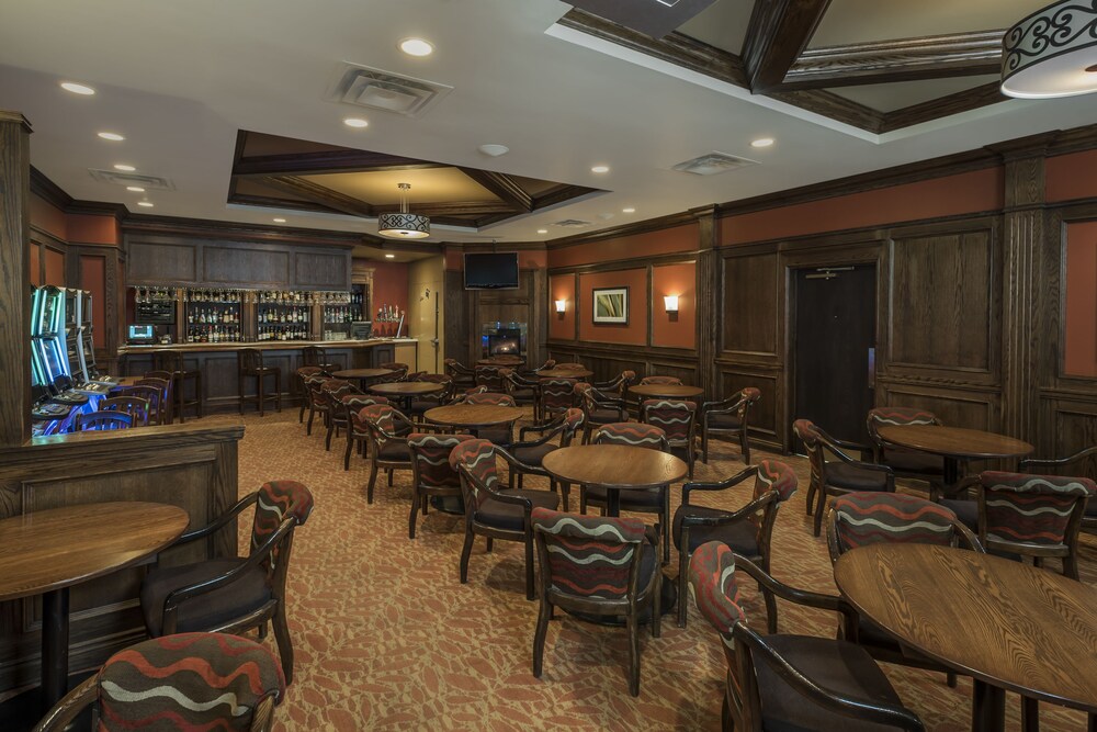 Hotel Lounge