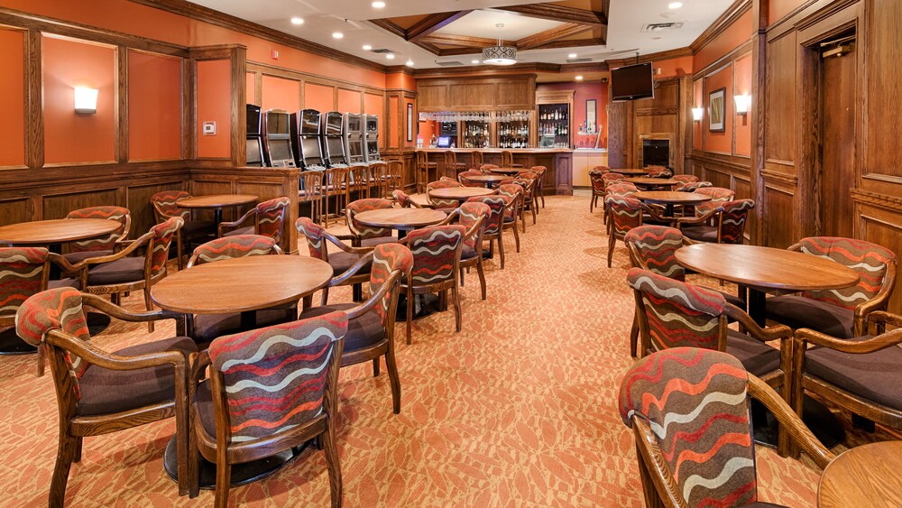 Hotel Lounge