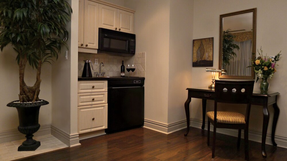 In-Room Kitchenette
