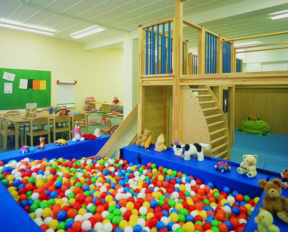 Childrens Play Area - Indoor