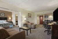 Suite, 1 King Bed, Non Smoking