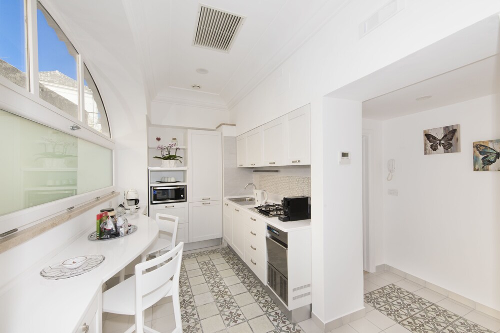 In-Room Kitchen