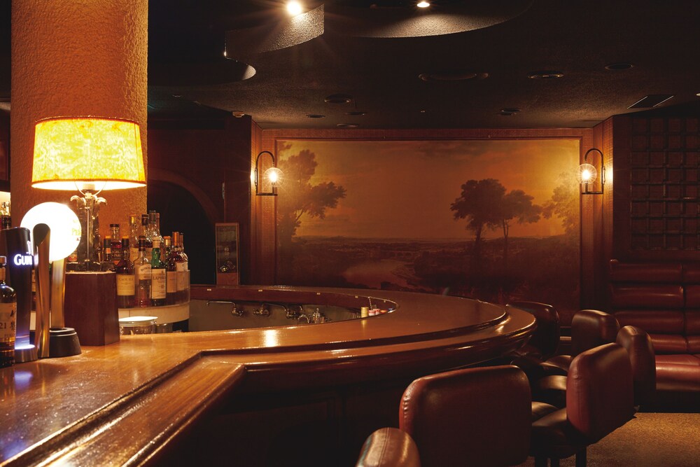 Hotel Bar