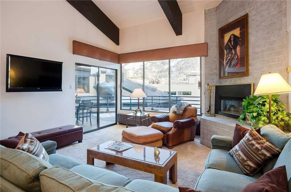 Condo, 2 Bedrooms, Resort View - Living Area