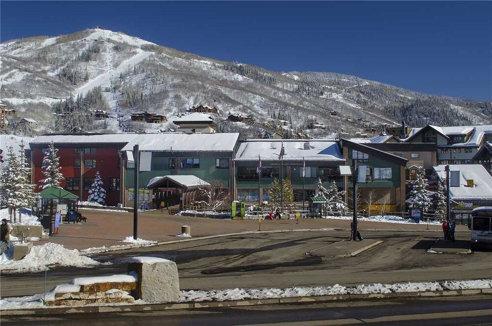 Condo, 2 Bedrooms, Valley View - Mountain View