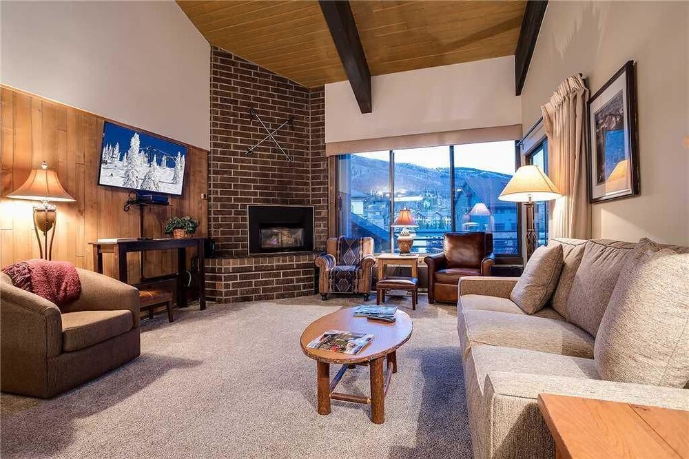 Condo, 1 Bedroom, Resort View - Living Area