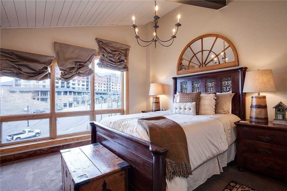 Condo, 2 Bedrooms, Valley View