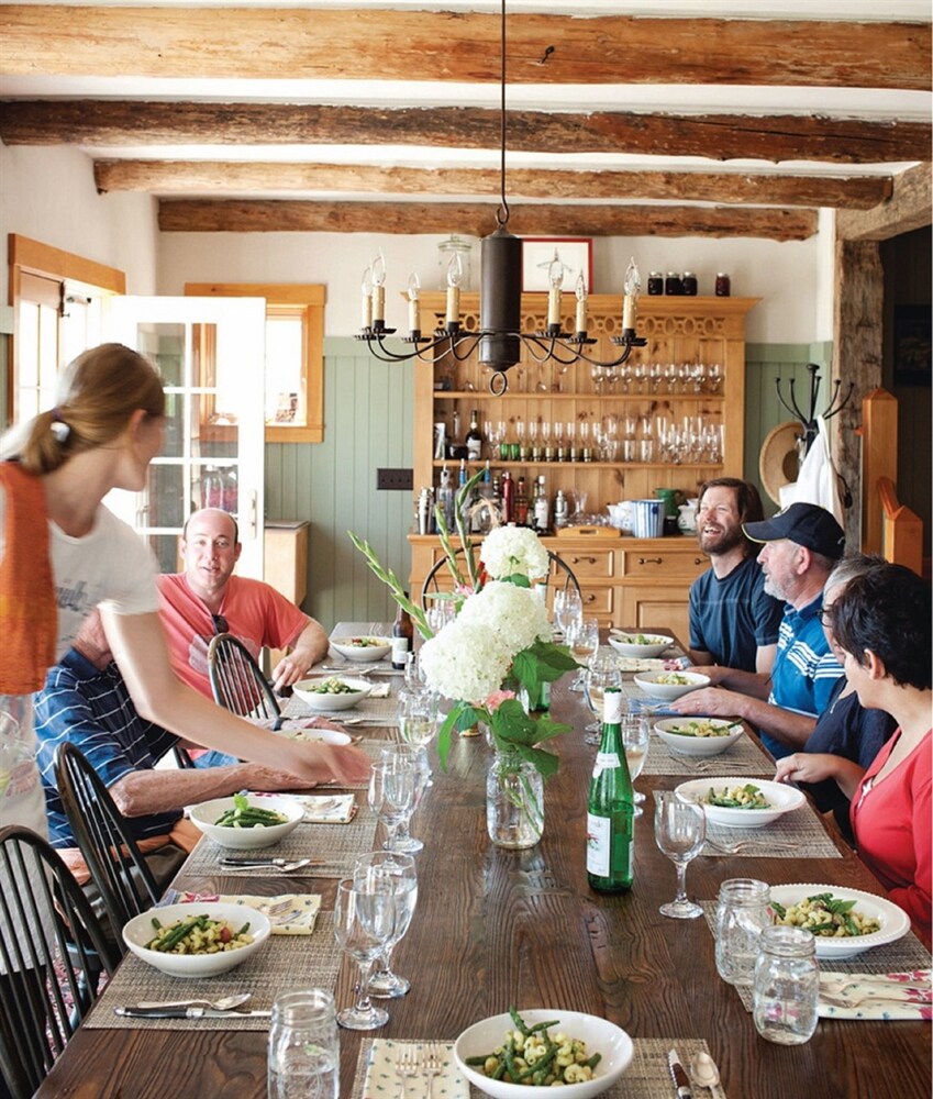 Family Dining