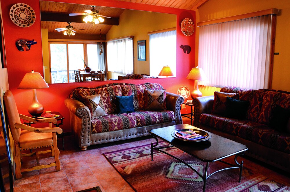 Villa, 2 Bedrooms, Kitchen (Creek View) - Living Area
