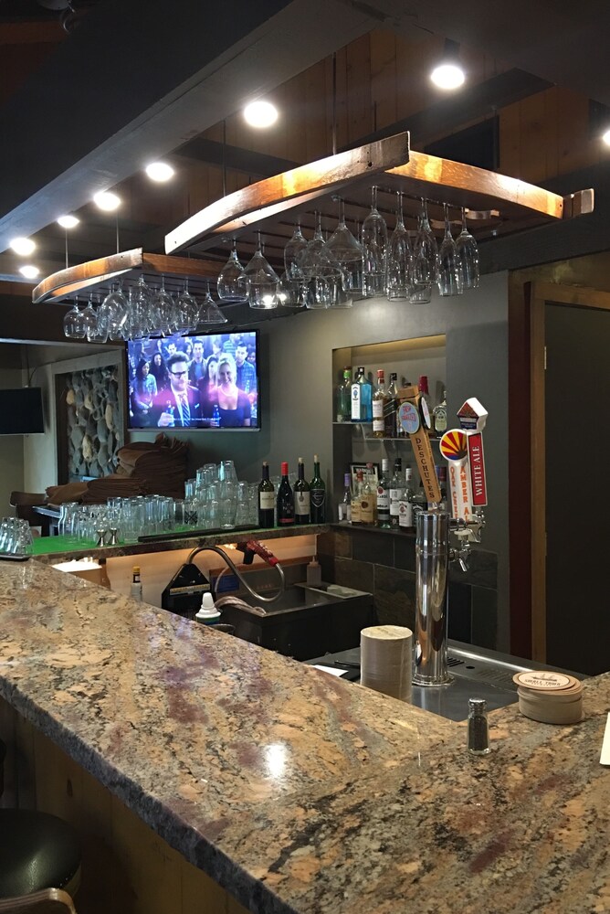 Hotel Bar