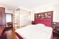 Deluxe Single Room (Deluxe-Grand Lit)