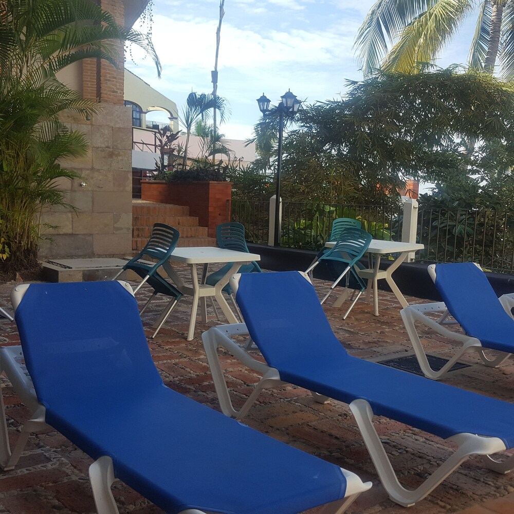 Sundeck