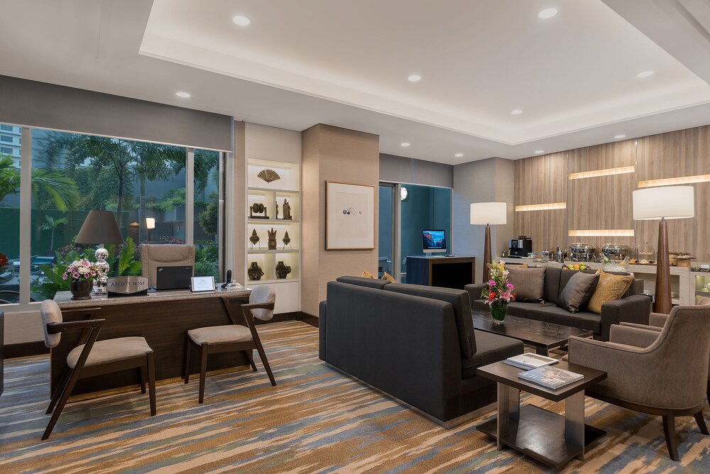 Hotel Bar