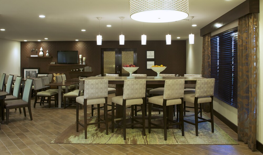 Hotel Lounge