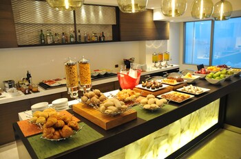 Executive Lounge