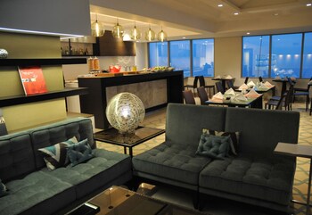 Executive Lounge