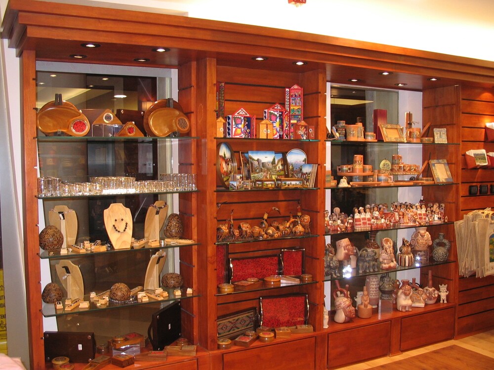 Gift Shop