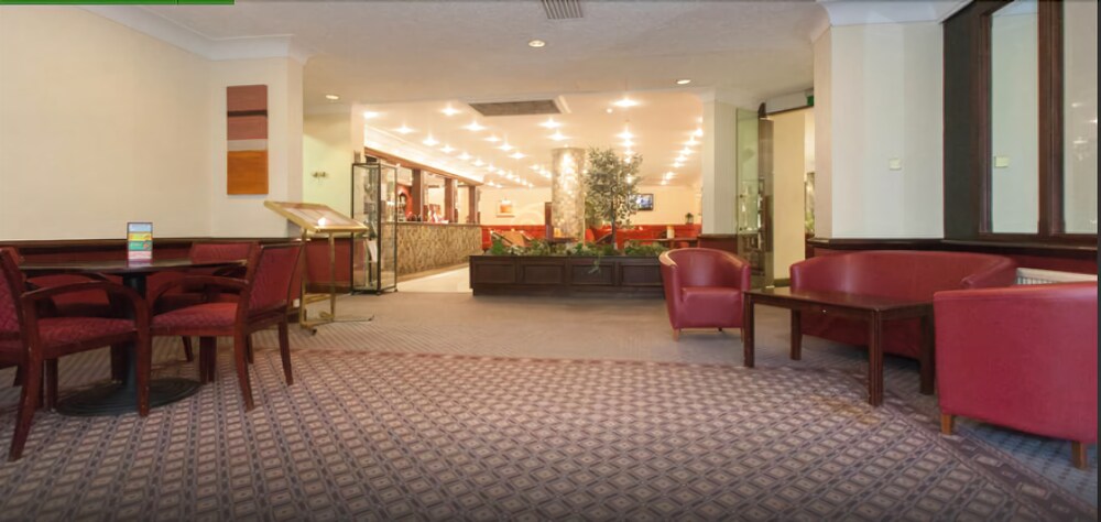 Hotel Lounge